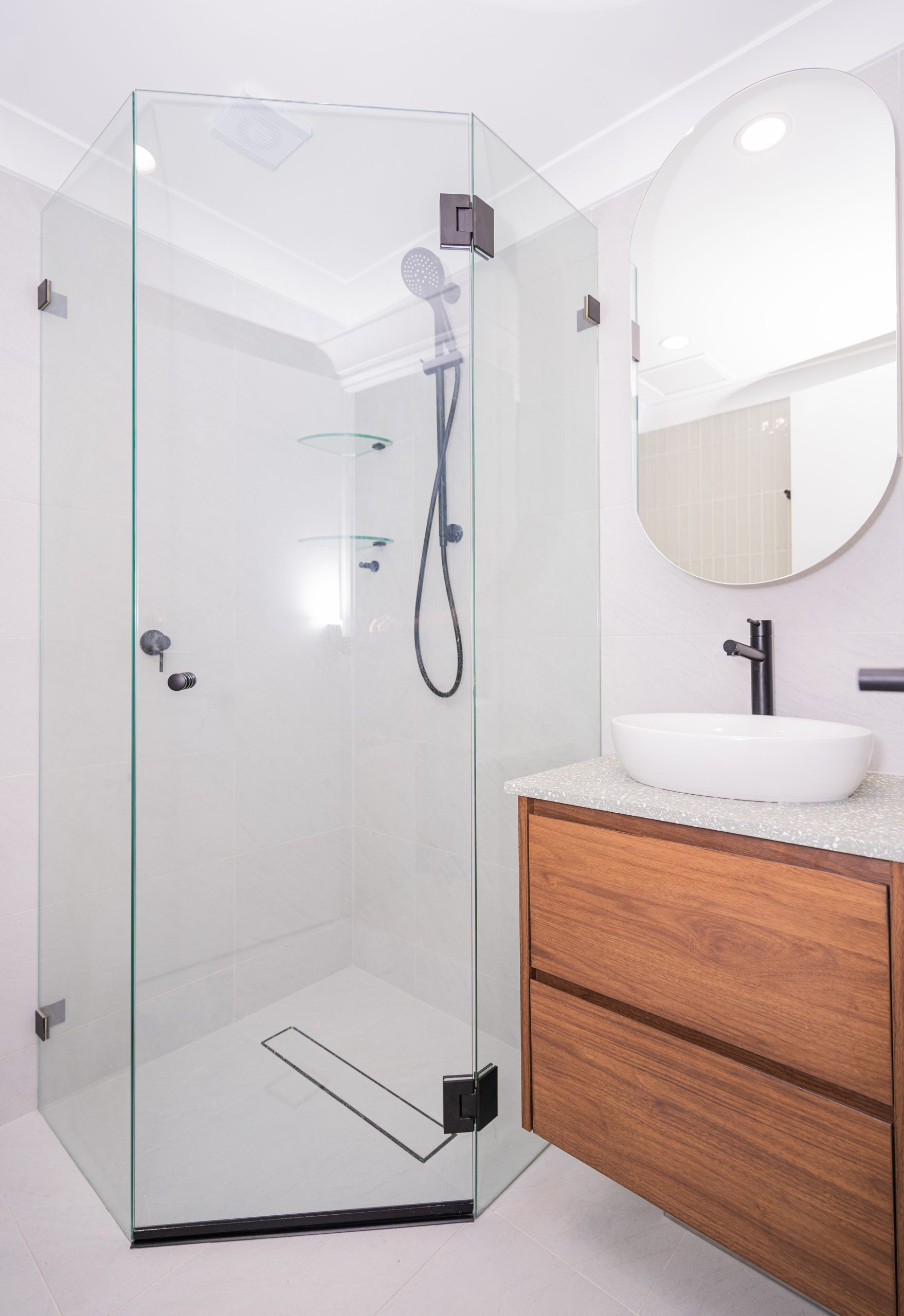 Chippendale – Main Bathroom - Shower